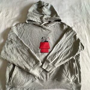 Peanuts Uniqlo Hoodie Mens Large Gray Snoopy Sweatshirt Pullover Comic Strip UT